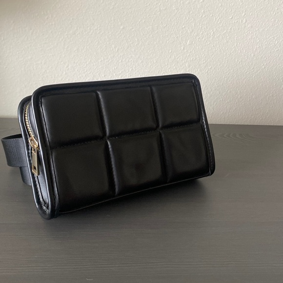 Bags Quilted Black Belt Bag With Gold Hardware Nwot Poshmark